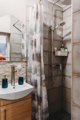 4 Bedroom Old Town Apartment - 3 Bathrooms, Tallinn (foto 9)