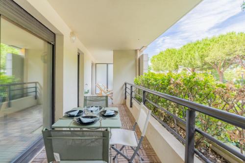 Le Borely, côté Marina Olympique (Le Borely, cote Marina Olympique) near Parc Borély