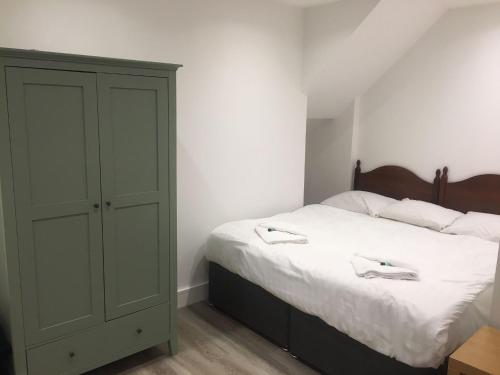 Hadleigh Hotel – Eastbourne