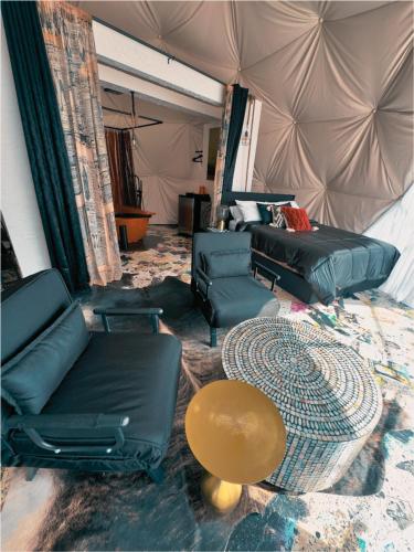 บริการและสิ่งอำนวยความสะดวก, DayDreamer Domes in เซาท์ ฮาเว่น (MI)