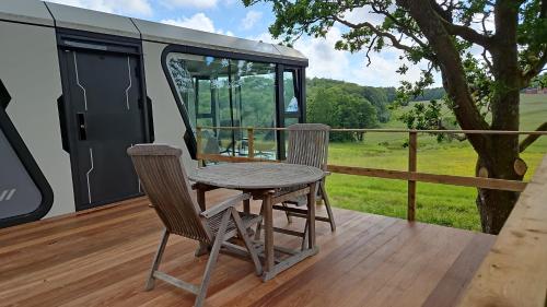 ระเบียง/ชานเรือน, Forest Capsule in อุดเดอะวัลลา