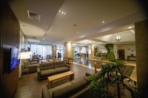 Bejárat, Hotel Deville Business Maringa in Maringa