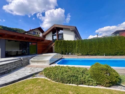 Dārzs, Chalet Súľov - Pool & Sauna (Chalet Sulov - Pool & Sauna) in Súľov-Hradná