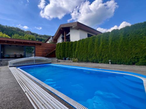 Peldbaseins, Chalet Súľov - Pool & Sauna (Chalet Sulov - Pool & Sauna) in Súľov-Hradná