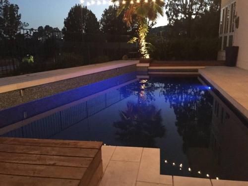 Luxe in Hollywood Hills- modern oasis, pool 5 min to Sunset, Los Angeles (fotografie 6)