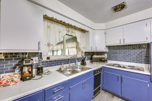 Monroeville Vacation Rental about 3 Mi to Boyce Park! in Monroeville, USA