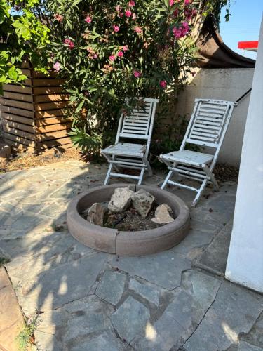 Mediterranean poolside garden cottage in Kiti