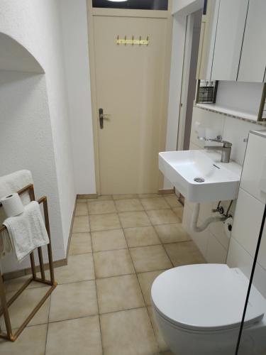 ห้องน้ำ, Schwandorf22 in เบรตเทิน