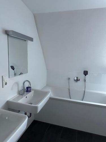 Al Nafurah Apartments, Munich (photo 10)