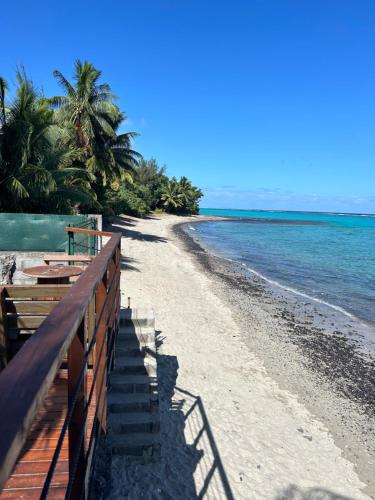 Strand, Studio Tahatai Paea in Paea