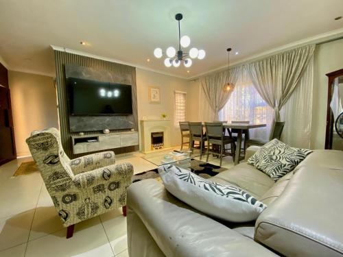 Two-Bedroom Apartment image 3