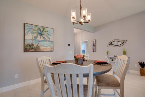 Sunlit Escape in The Villages with Screened Porch! in The Villages, USA