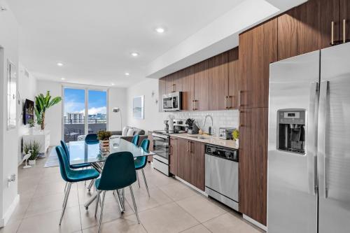 Prime Location 3 Bed Gem near Brickell With Parking in Miami, USA