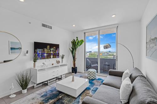 Prime Location 3 Bed Gem near Brickell With Parking in Miami, USA