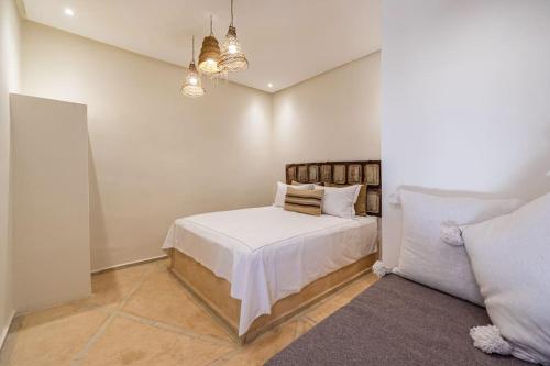 Riad Macan Exclusive and Trendy Chich Breakfast incl 5