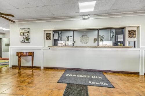 Lobby, Camelot Inn in Amarillo