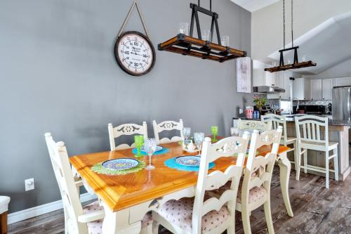 บริการและสิ่งอำนวยความสะดวก, Sandy Cove Cottage in ฟอร์ท เอรี (ON)