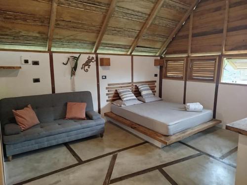 1 queen bed