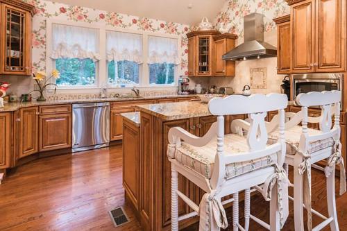 Villa Charlotte - Elegant 7 Bedroom in Southampton, USA