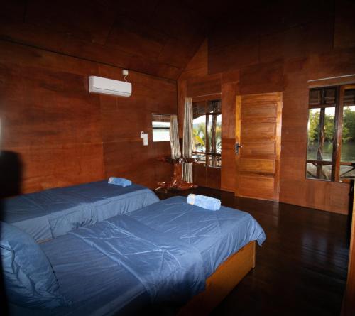 Novali Surf Retreat Mentawai in Illa Mentawai