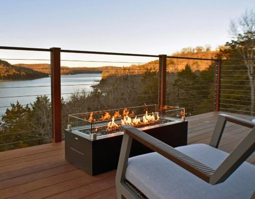 Beaver Lakefront Cabins - Couples Only Getaways 3