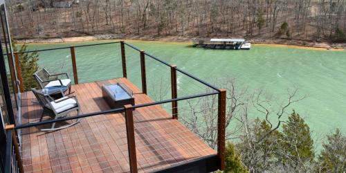 Beaver Lakefront Cabins - Couples Only Getaways - image 7