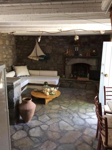 Summer Stoned Maisonette in 康蒂亞斯 (利姆諾斯)