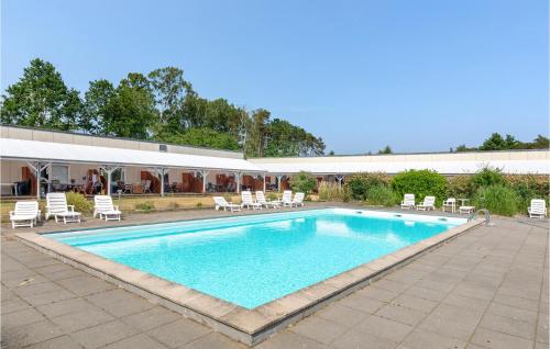 Swimming pool, Cozy Apartment In Nexø With Sauna in Snogebaek