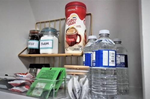 Moons & Noons -Separate Unit for your Comfort in อแจค