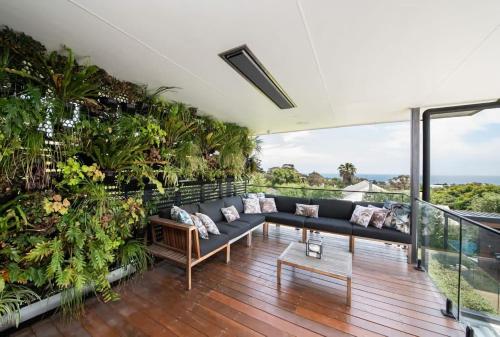 Byron by the Beach - Luxury Heated Pool and Views, Маунт-Марта (фото 10)