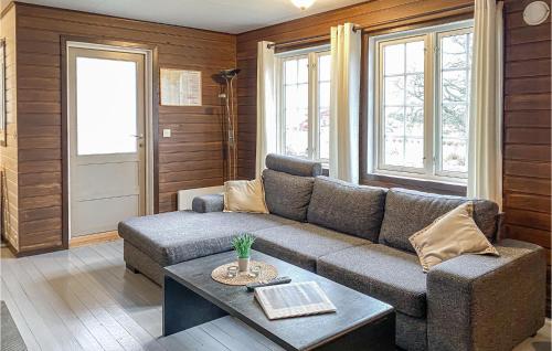 Nice Home In Offersøy With Sauna in Vestbygd