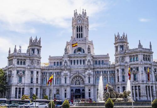 Apartamento I AlcaláRetiro Ideal parejas - image 2