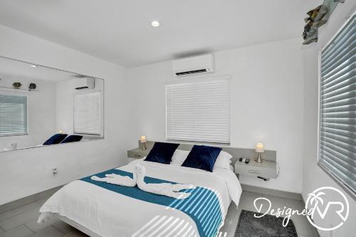 UnitA SeaI Private Studio near Deerfield Beach in Deerfield Beach, USA