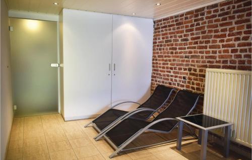 Holiday home Somme-Leuze 59 with Sauna - image 9