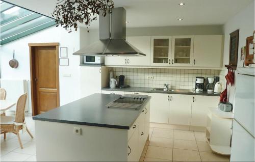 Holiday home Somme-Leuze 59 with Sauna - image 14