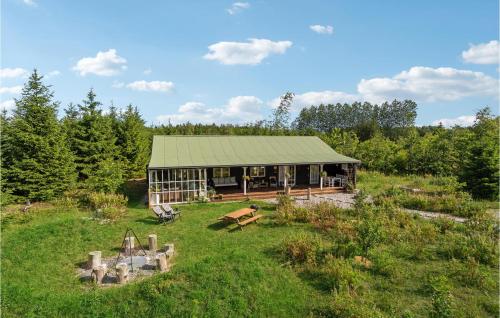  3 Bedroom Cozy Home In Vemb in Vemb