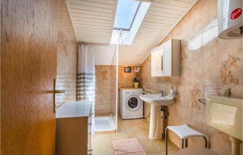 2 Bedroom Amazing Apartment In Secovlje 2 Bedroom Amazing Apartment In Secovlje