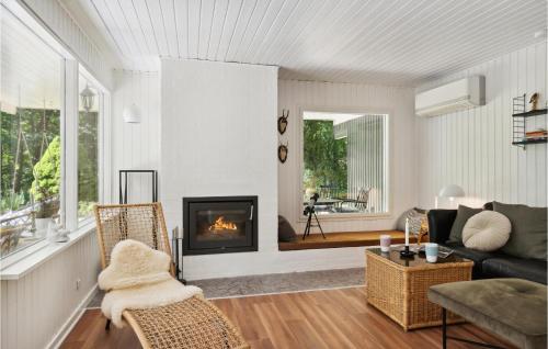 Lovely Home In Hadsund With Kitchen in Hadsund