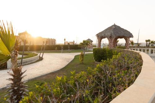 Grand Waha Resort Grand Waha Resort