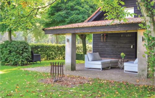 Buitenkant, Lovely Home In Leende With Wifi in Leenderstrijp