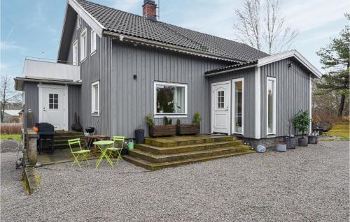 . Nice Home In Strömstad With Wifi