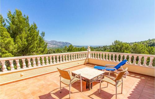Erkély/terasz, Gorgeous Home In Trullent in Orba