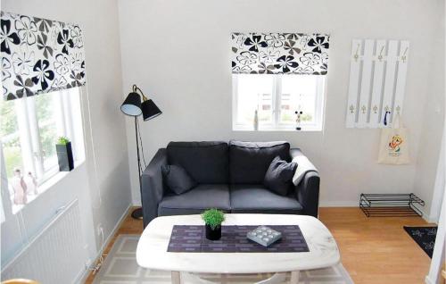 Cozy Home In Solvesborg With Wifi in Mollebjorke