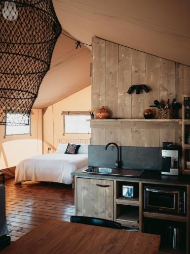 the YellowBoxWood Heathcote - Echidna Ridge and Emu Valley Tents x 2