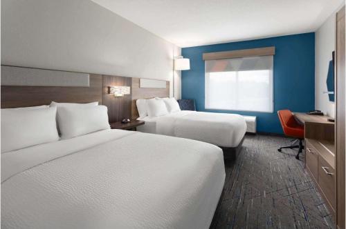Holiday Inn Express Hotel & Suites Dubois by IHG in DuBois, USA