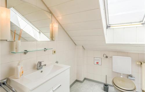 Five-Bedroom Holiday Home in Kirchheim - image 6