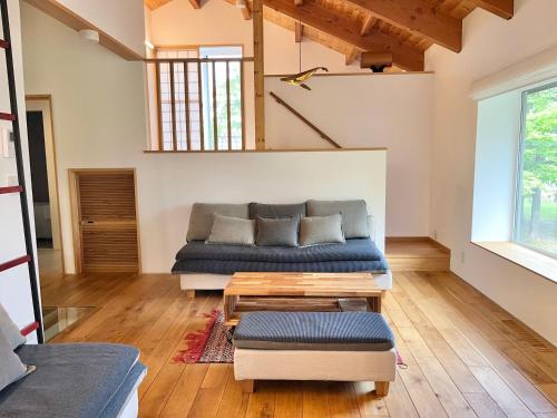 Three-Bedroom House image 9