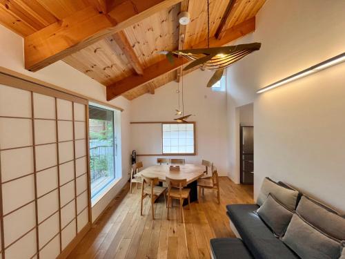 Three-Bedroom House image 7
