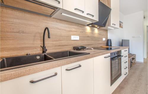 1 Bedroom Amazing Apartment In Secovlje 1 Bedroom Amazing Apartment In Secovlje