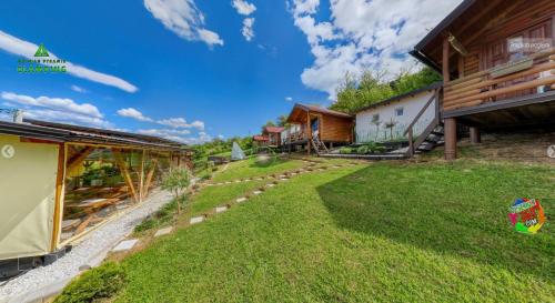 酒店外观, Bosnian Pyramid Glamping in 维索科